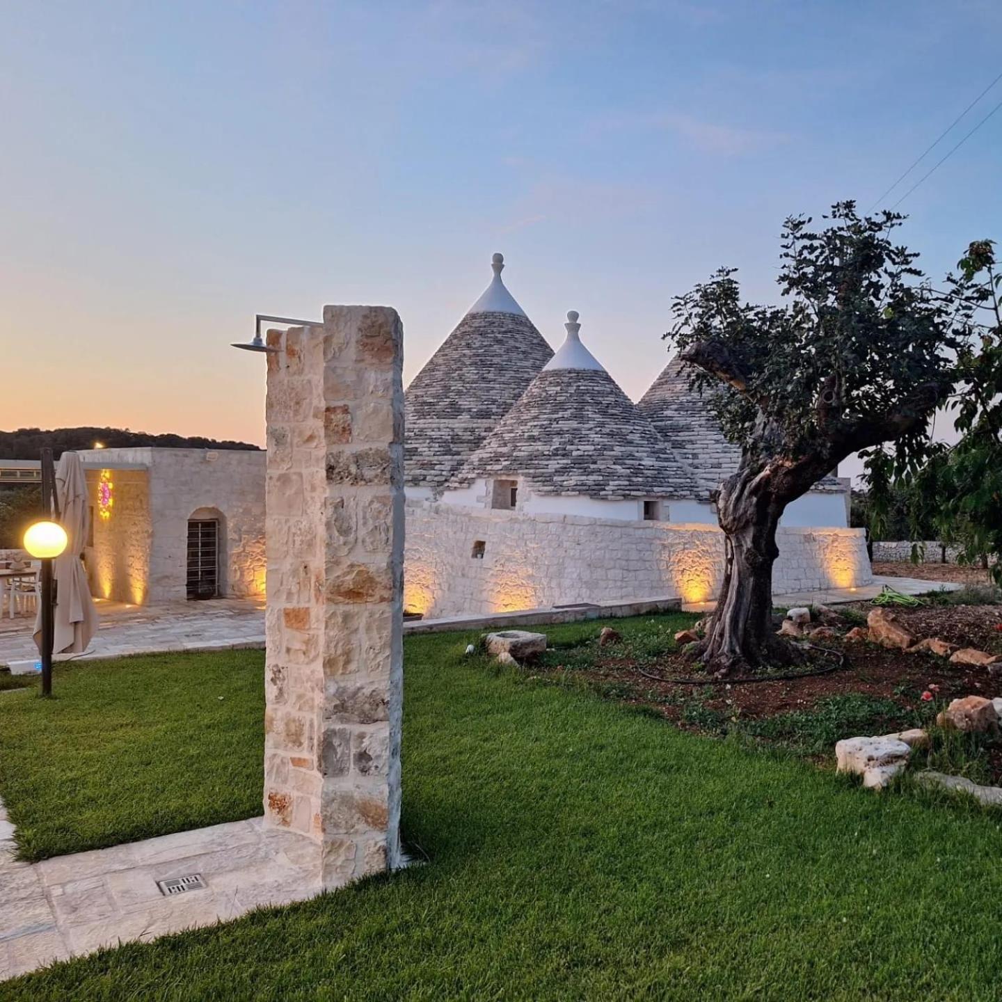 カステッラーナ・グロッテ Quattroperle Trulli - Relax - Pugliaヴィラ エクステリア 写真
